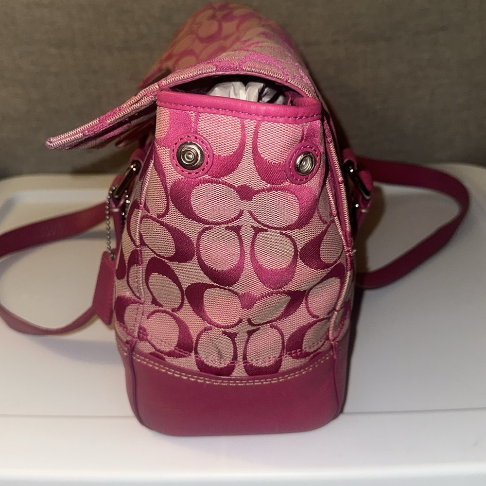 Vintage Classic Coach Satchel F13070 - Picture 5 of 10